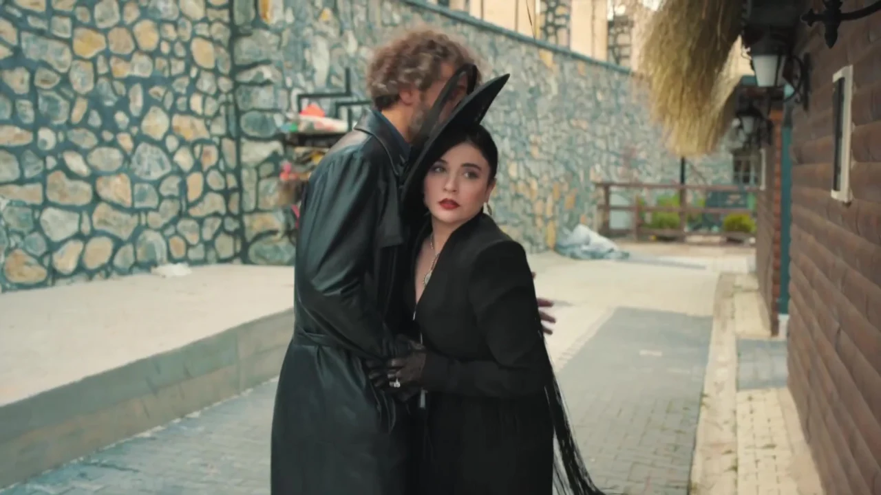 Кадры из сериала Лейла: Жизнь Любовь Справедливость 9 серия 1 сезон (2024)